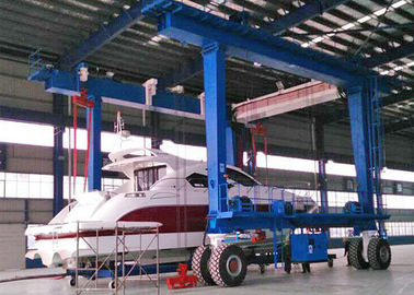 Grue portaile de port de haute performance, grue de 100 Ton Boat Hoist Lifting Shipyard
