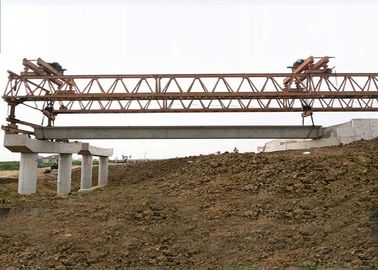 Concrete Highway Launcher Crane Bridge Girder 260T Truss Type 10 - 50m Span