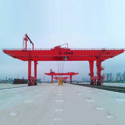 Le portique en acier Crane High Level Quality Rail de conteneur de chute a monté 35m