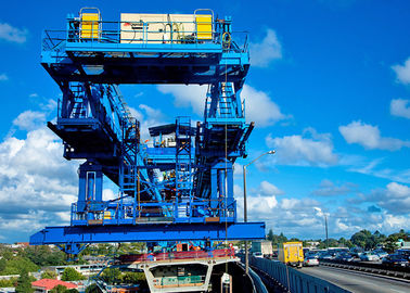 Machine à grande vitesse de construction de poutre de pont de manière, 200 Ton Steel Launching Crane